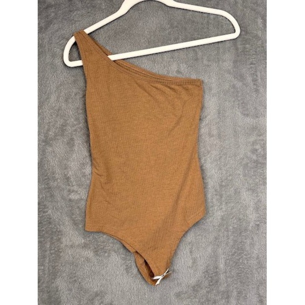 SHEIN Womens One Shoulder Ribbed‎ Knit Bodysuit Camel Brown Size S Sleeveless
